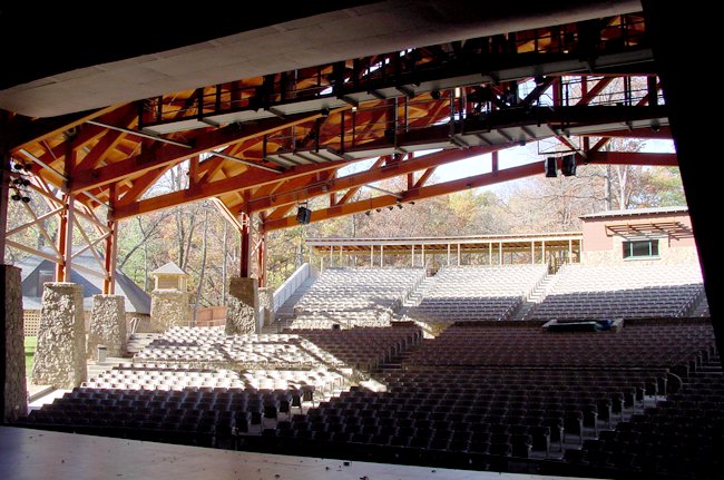 iroquois-amphitheater-kentuckymonthly